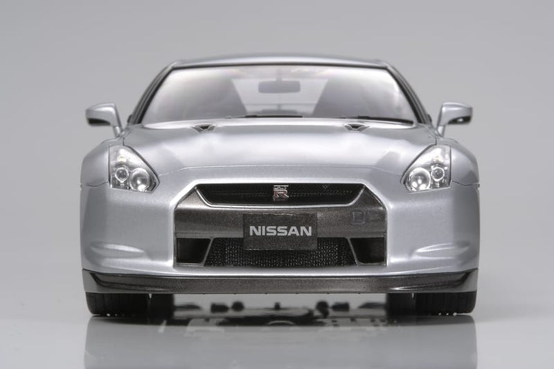 NISSAN GT-R 1/24