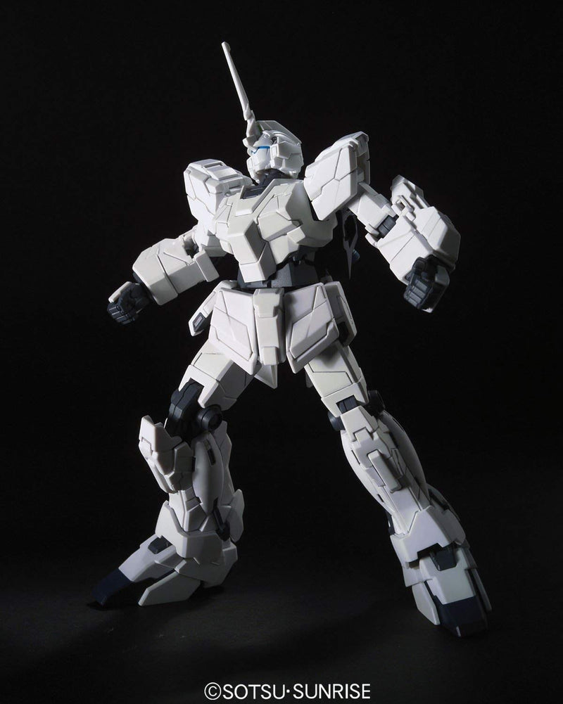 Rx-0 Unicorn Gundam [Unicorn Mode] HGUC 1/144 High Grade Gunpla